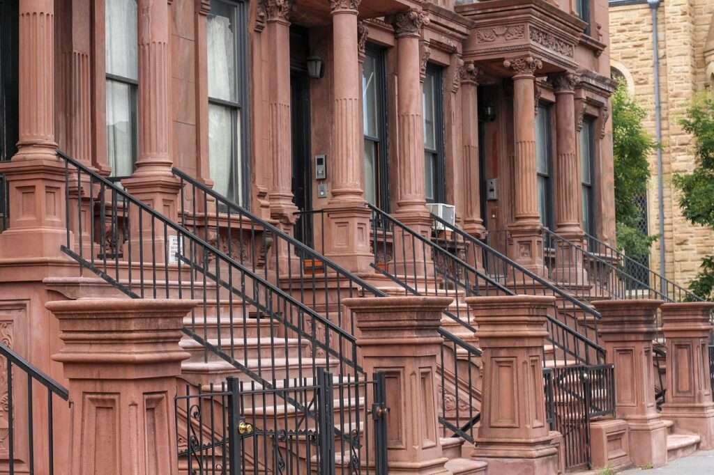 Best Neighborhoods for Nomads